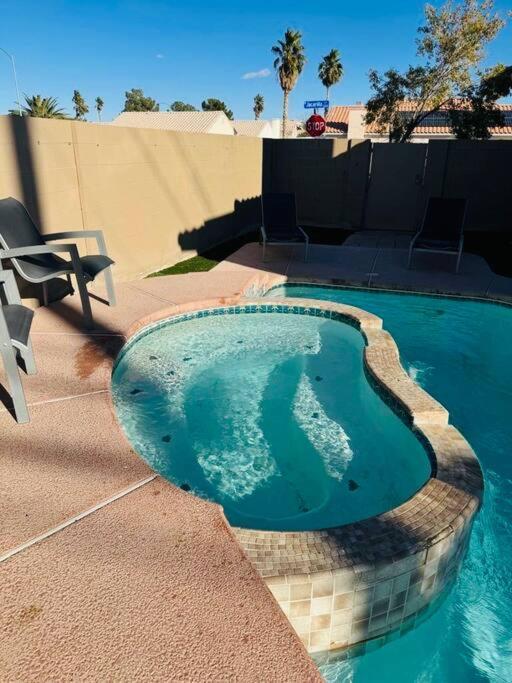 Paradise Las Vegas Exterior photo